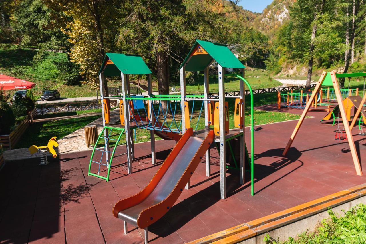 Anin Dvor Sekovici Διαμέρισμα Εξωτερικό φωτογραφία